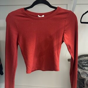Bozzolo Red Ribbed Crop Top